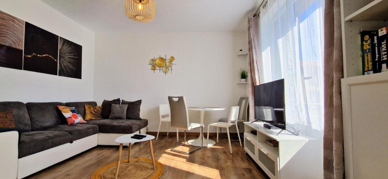 Superbe Appartement Proche De Toutes Commodites. แคลร์มงต์-แฟร์รองด์ ภายนอก รูปภาพ